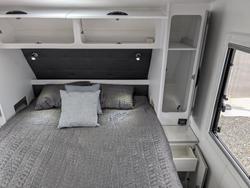 2025 Supreme Classic Tourer 20 Ft (6.1 M) - Stock Clearance Sale