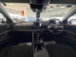 2025 Hyundai
i30 Hybrid