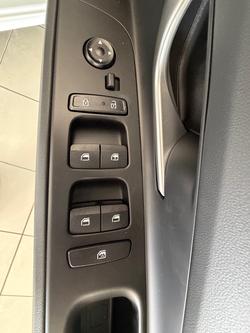 2025 Hyundai
i30 Hybrid