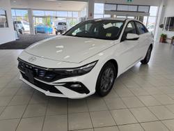 2025 Hyundai
i30 Hybrid