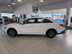 2025 Hyundai
i30 Hybrid