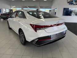 2025 Hyundai
i30 Hybrid