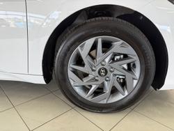 2025 Hyundai
i30 Hybrid