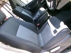 2020 Toyota Hiace Hiace Van LWB 2.8L T Diesel Automatic 9617530 001