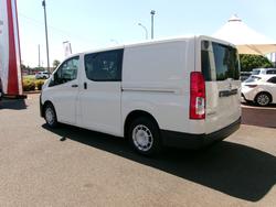 2020 Toyota Hiace Hiace Van LWB 2.8L T Diesel Automatic 9617530 001