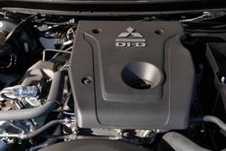 2022 Mitsubishi Triton GLS MR MY23 4X4 Dual Range White