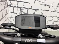 2023 KTM 890 Duke GP Duke Black