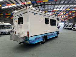 2002 Winnebago Alpine 2135
