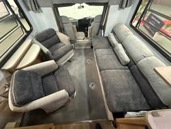 2002 Winnebago Alpine 2135