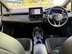 2020 Toyota
Corolla ZR
