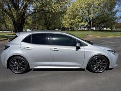 2020 Toyota
Corolla ZR