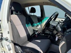 2013 Mitsubishi Triton GLX MN MY14 4X4 Dual Range White