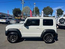 2024 Suzuki
Jimny GLX