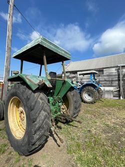 1981 John Deere 2140 Green