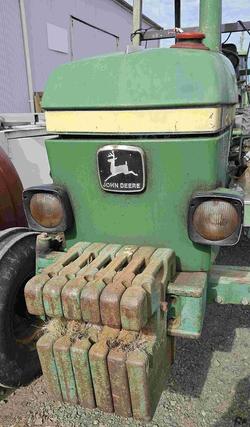 1981 John Deere 2140 Green