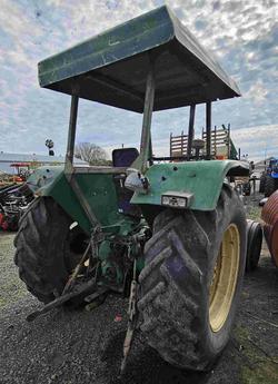 1981 John Deere 2140 Green