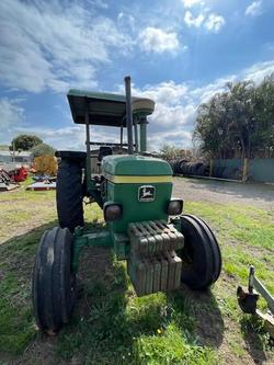 1980 John Deere 2140 Green