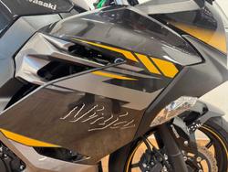 2022 Kawasaki NINJA 400 Black