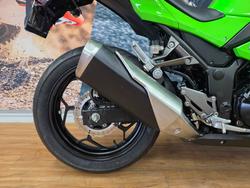 2015 Kawasaki NINJA 300 ABS GREEN