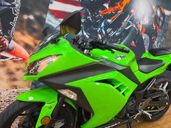 2015 Kawasaki NINJA 300 ABS GREEN