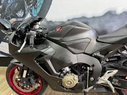 2017 Honda CBR1000RRA (FIREBLADE) ABS Black