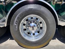 2011 Maxitrans
St3 22 Pallet Refrigerated Curtain Sider