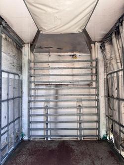 2011 Maxitrans St3 22 Pallet Refrigerated Curtain Sider