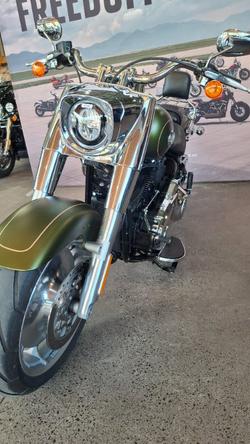 2022 Harley-davidson FLFBS FAT BOY S (114) MINERAL GREEN DENIM