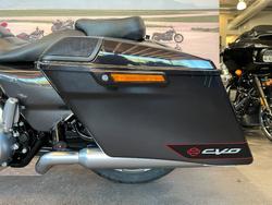 2020 Harley-davidson FLHXSE CVO STREET GLIDE Black Stardust Fade