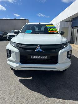 2018 Mitsubishi
Triton GLX