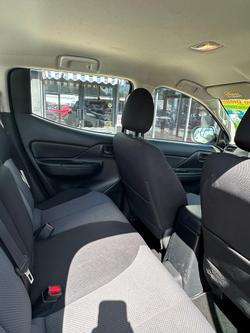 2018 Mitsubishi
Triton GLX
