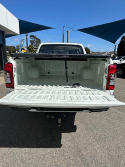 2018 Mitsubishi
Triton GLX