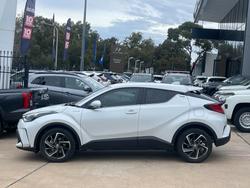 2023 Toyota
C-HR Koba