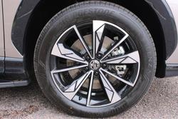 2025 MG HS Super Hybrid Essence