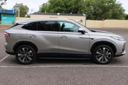 2025 MG HS Super Hybrid Essence