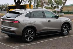 2025 MG HS Super Hybrid Essence