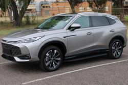 2025 MG HS Super Hybrid Essence