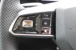 2025 MG HS Super Hybrid Essence