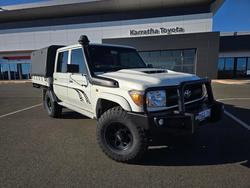 Toyota Landcruiser Military