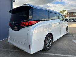 2024 Toyota Alphard Hybrid Z