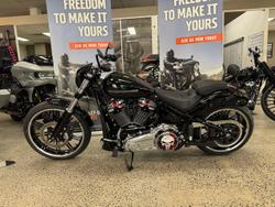 2018 Harley-Davidson Breakout 107 (FXBR) Softail Black