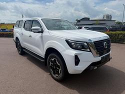 2025 Nissan Navara ST-X