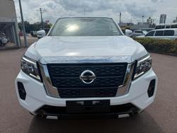 2025 Nissan Navara ST-X