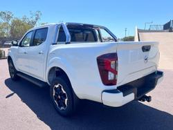 2025 Nissan Navara ST-X