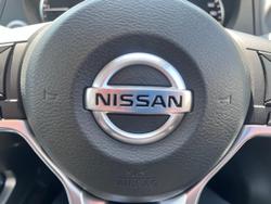 2025 Nissan Navara ST-X