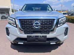 2025 Nissan Navara ST-X
