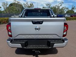 2025 Nissan Navara ST-X