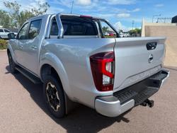 2025 Nissan Navara ST-X
