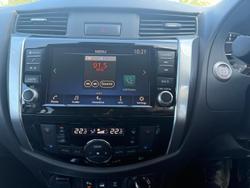 2025 Nissan Navara ST-X