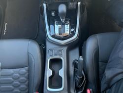 2025 Nissan Navara ST-X